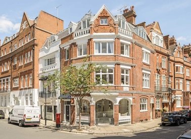 Properties for sale in Culford Gardens - SW3 2ST view1
