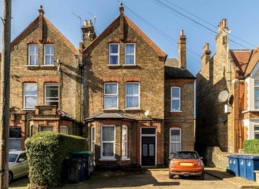 Properties for sale in Cumberland Road - W3 6EX view1