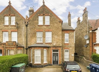 Properties for sale in Cumberland Road - W3 6EX view1