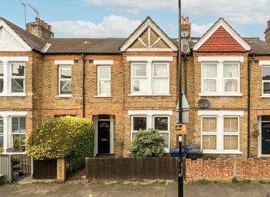 Properties sold in Cumberland Road - W7 2ED view1