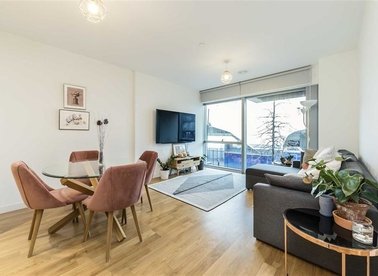 Properties for sale in Cutter Lane - SE10 0YB view1