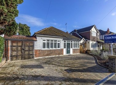 Properties for sale in Darby Crescent - TW16 5LB view1