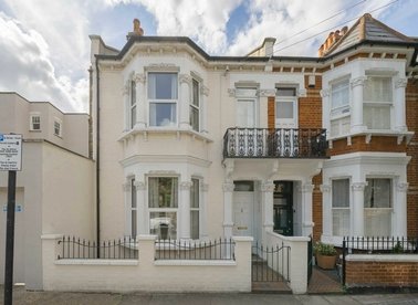 Properties for sale in Darlan Road - SW6 5BT view1