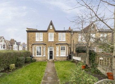 Properties for sale in Dartmouth Park Hill - N19 5HU view1