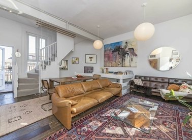 Properties for sale in Dartmouth Park Hill - NW5 1HL view1