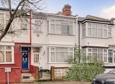 Properties for sale in Dartmouth Road - NW4 3HX view1