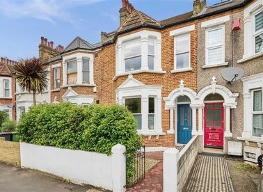 Properties for sale in Davenport Road - SE6 2AY view1