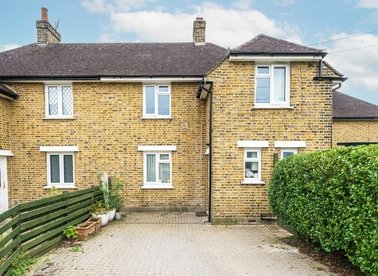 Properties for sale in Dawes Avenue - TW7 7JS view1