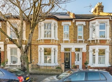Properties for sale in Dayton Grove - SE15 2NX view1