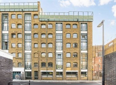 Properties for sale in Deal Street - E1 5AG view1