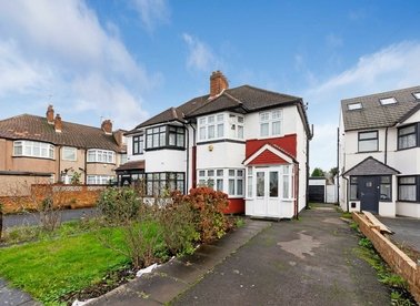 Properties for sale in Dehar Crescent - NW9 7BD view1