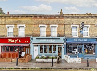 Properties for sale in Devonshire Road - W4 2EU view1