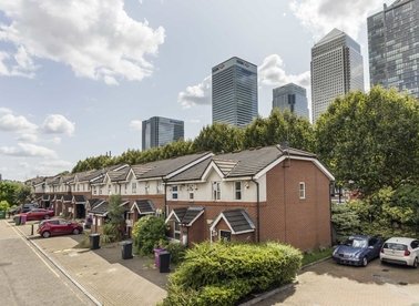 Properties for sale in Dingle Gardens - E14 0DN view1