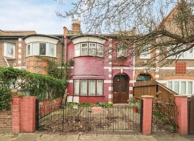 Properties for sale in Dordrecht Road - W3 7TE view1