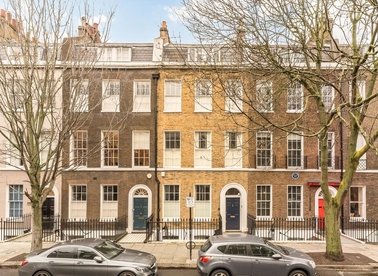 Properties for sale in Doughty Street - WC1N 2LW view1