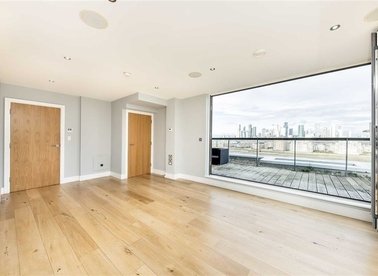 Properties for sale in Dowells Street - SE10 9GD view1