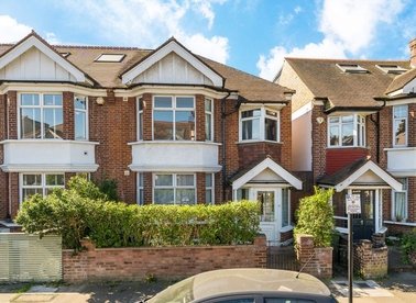 Properties for sale in Downton Avenue - SW2 3TR view1