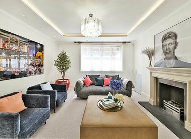 Properties for sale in Draycott Avenue - SW3 3BX view1