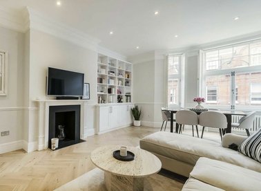 Properties for sale in Draycott Place - SW3 2SB view1