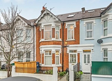 Properties for sale in Drayton Gardens - W13 0LQ view1