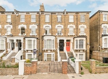 Properties for sale in Drayton Park - N5 1NT view1