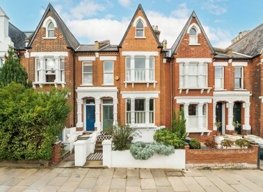 Properties for sale in Dresden Road - N19 3BQ view1