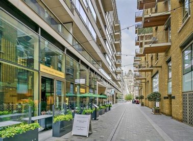 Properties for sale in Duchess Walk - SE1 2SA view1