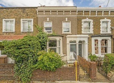 Properties for sale in Dunlace Road - E5 0ND view1