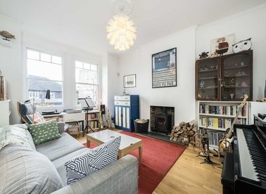 Properties for sale in Dunoon Gardens - SE23 3NH view1