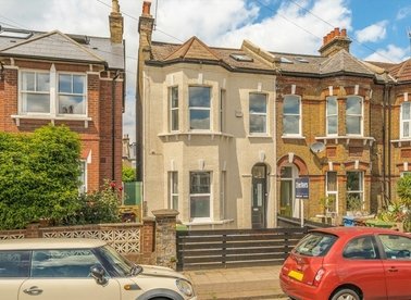 Properties for sale in Dunstans Road - SE22 0HG view1