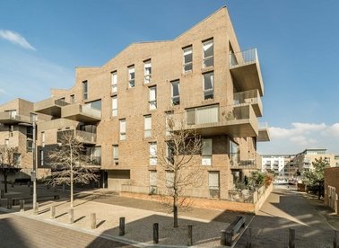 Properties for sale in Durham Wharf Drive - TW8 8FB view1