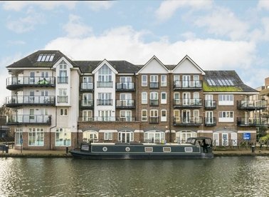 Properties for sale in Durham Wharf Drive - TW8 8HR view1