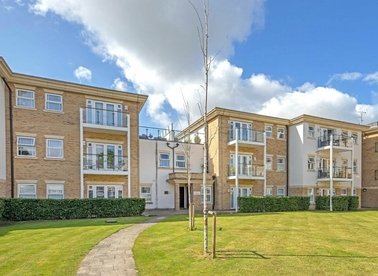 Properties for sale in Dyas Road - TW16 5DD view1