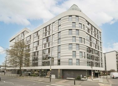 Properties for sale in Ealing Road - TW8 0GN view1