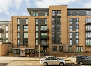 Properties for sale in Ealing Road - TW8 0LN view1