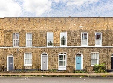 Properties for sale in East Arbour Street - E1 0PU view1