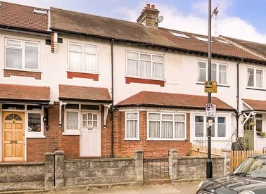 Properties for sale in Eastbourne Avenue - W3 6JR view1
