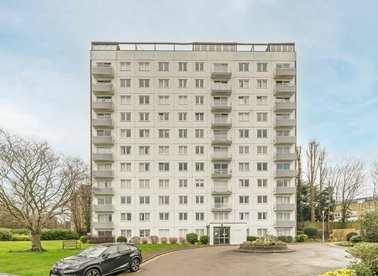 Properties for sale in Eaton Drive - KT2 7RA view1