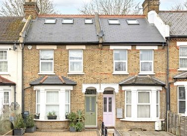 Properties for sale in Eccleston Road - W13 0RL view1