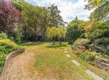 Properties for sale in Edmunds Walk - N2 0HU view1