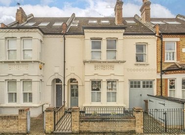 Properties for sale in Effra Road - SW19 8PP view1