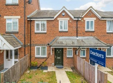 Properties for sale in Elizabeth Fry Place - SE18 4LA view1