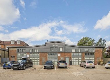 Properties for sale in Elm Grove - SW19 4BW view1