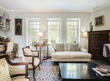 Properties for sale in Elm Park Gardens - SW10 9PA view1
