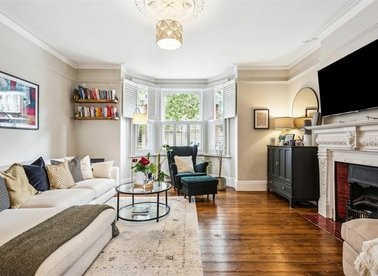 Properties for sale in Elmfield Road - SW17 8AA view1