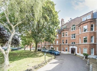 Properties for sale in Elms Crescent - SW4 8QH view1