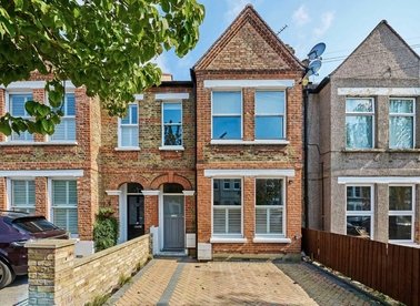 Properties for sale in Elsinore Road - SE23 2SH view1