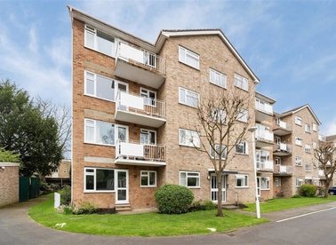 Properties for sale in Elton Close - KT1 4EE view1