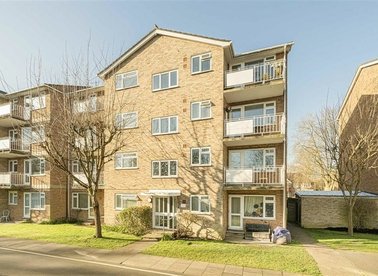 Properties for sale in Elton Close - KT1 4EE view1