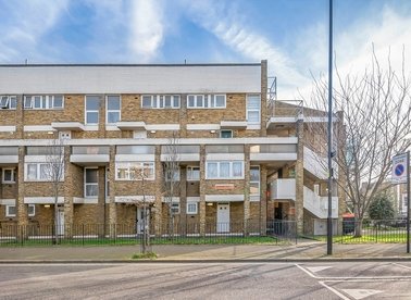 Properties for sale in Englefield Road - N1 4SB view1